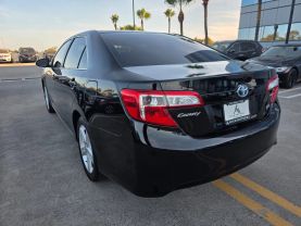 2014 Toyota Camry - Image 4