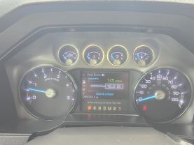 2013 Ford F350 Super Duty Crew Cablariat Pickup 4d 8 Ft - Image 25