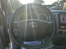 2009 TOYOTA TACOMA DOUBLE CAB PICKUP V6, 4.0 LITER PICKUP 4D 5 FT