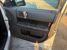 2017 FORD FLEX SUV V6, 3.5 LITER SEL SPORT UTILITY 4D at Major Key Motors - used car dealership in Lebanon, PA.