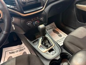 2017 JEEP CHEROKEE