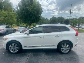 2017 VOLVO XC60