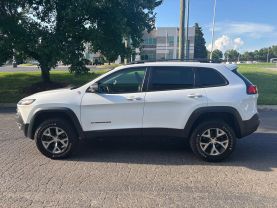 2018 JEEP CHEROKEE SUV 4-CYL, 2.4 LITER TRAILHAWK SPORT UTILITY 4D