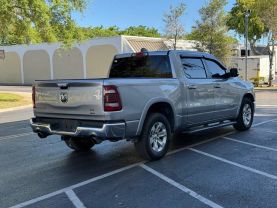 2022 RAM 1500 CREW CAB PICKUP SILVER AUTOMATIC - Iron Cars Inc