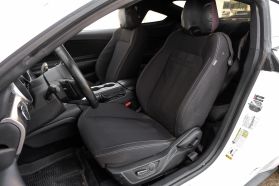 2019 Ford Mustang - Image 4