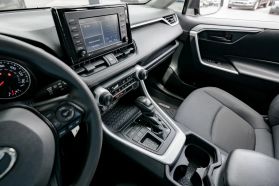 2020 TOYOTA RAV4 SUV 4-CYL, 2.5 LITER LE SPORT UTILITY 4D