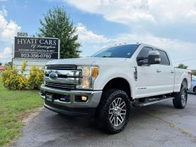 2017 Ford F250 Super Duty Crew Cab Lariat Pickup 4d 6 3/4 Ft - Image 2