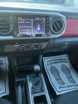 2022 TOYOTA TACOMA DOUBLE CAB PICKUP 4-CYL, 2.7 LITER SR5 PICKUP 4D 5 FT