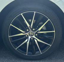 2021 Toyota Camry - Image 19