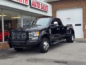 2017 Ford F350 Super Duty Crew Cablariat Pickup 4d 8 Ft - Image 9