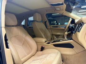 2016 PORSCHE MACAN