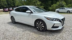 2022 NISSAN SENTRA SEDAN 4-CYL, 2.0 LITER SV SEDAN 4D at T&T Repairables - used car dealership in Spencer, Indiana.