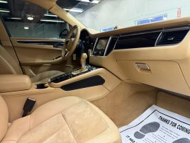 2016 PORSCHE MACAN