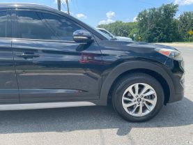 2017 Hyundai Tucson - Image 27