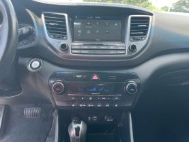 2017 Hyundai Tucson - Image 15