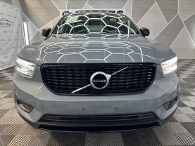 2021 VOLVO XC40