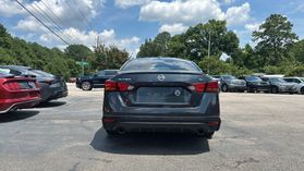 2019 Nissan Altima - Image 6