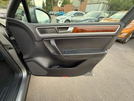 2014 VOLKSWAGEN TOUAREG SUV V6, TURBO DIESEL, 3.0 LITER TDI SPORT SUV 4D