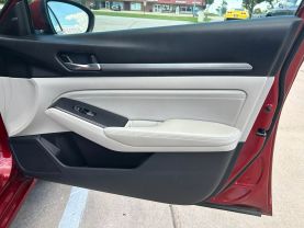 2019 NISSAN ALTIMA SEDAN 4-CYL, 2.5 LITER 2.5 SV SEDAN 4D