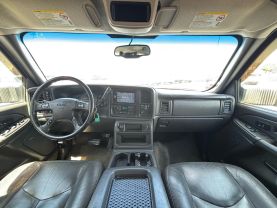 2004 GMC SIERRA 2500 CREW CAB PICKUP V8, 6.0 LITER SLT PICKUP 4D 6 1/2 FT