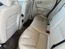 2013 VOLVO XC60 SUV 6-CYL, PZEV, 3.2 LITER 3.2 PREMIER SPORT UTILITY 4D