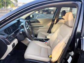 2016 Honda Accord - Image 16