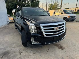 2015 CADILLAC ESCALADE ESV SUV V8, 6.2 LITER LUXURY SPORT UTILITY 4D