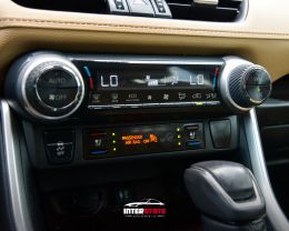 2019 TOYOTA RAV4 For Sale in Orlando