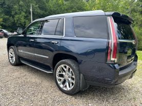 2017 CADILLAC ESCALADE SUV V8, 6.2 LITER LUXURY SPORT UTILITY 4D at T&T Repairables - used car dealership in Spencer, Indiana.