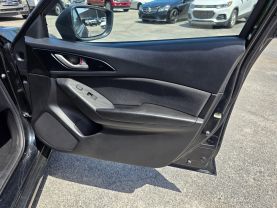 2016 MAZDA MAZDA3