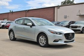 2017 MAZDA MAZDA3