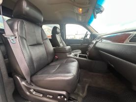 2013 CHEVROLET AVALANCHE PICKUP V8, FLEX FUEL, 5.3 LITER BLACK DIAMOND LT SPORT UTILITY PICKUP 4D 5 1/4 FT