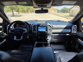 2017 FORD F250 SUPER DUTY CREW CAB PICKUP V8, TURBO DIESEL, 6.7L LARIAT PICKUP 4D 6 3/4 FT
