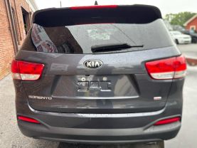 2017 KIA SORENTO SUV 4-CYL, GDI, 2.4 LITER LX SPORT UTILITY 4D