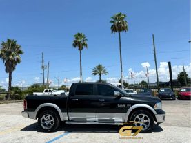 2017 Ram 1500 Crew Cab - Image 5