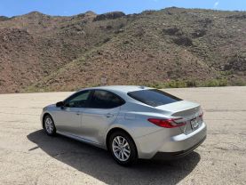 2025 TOYOTA CAMRY SEDAN 4-CYL, HYBRID, 2.5 LITER LE SEDAN 4D