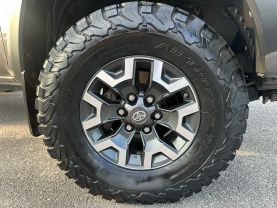 Used 2016 TOYOTA TACOMA ACCESS CAB PICKUP V6, 3.5 LITER TRD OFF-ROAD PICKUP 4D 6 FT - LA Auto Star located in Virginia Beach, VA