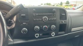 2009 CHEVROLET SILVERADO 2500 HD CREW CAB PICKUP V8, 6.0 LITER LT PICKUP 4D 6 1/2 FT