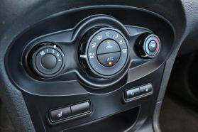 2011 FORD FIESTA