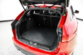 2017 Jaguar F-pace - Image 48