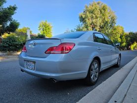 2005 TOYOTA AVALON TOURING SEDAN 4D