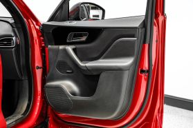 2017 Jaguar F-pace - Image 39