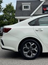 2021 Kia Forte - Image 7