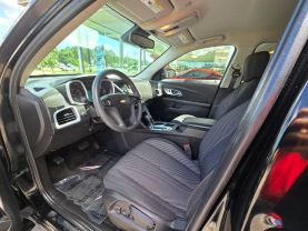 2017 Chevrolet Equinoxls Sport Utility 4d - Image 9