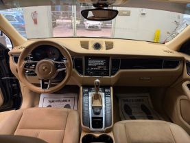2016 PORSCHE MACAN
