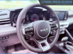 2023 KIA K5