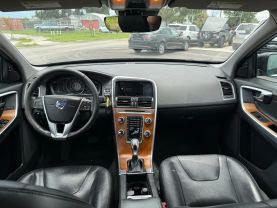 2017 VOLVO XC60 SUV 4-CYL, DRV-E, TURBO, 2.0L T5 INSCRIPTION SPORT UTILITY 4D