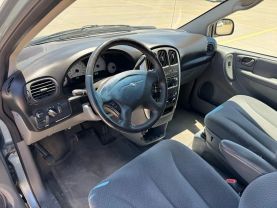 2005 CHRYSLER TOWN & COUNTRY VAN V6, 3.8 LITER TOURING MINIVAN 4D