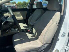2017 HYUNDAI ELANTRA SEDAN 4-CYL, 2.0 LITER SE SEDAN 4D
