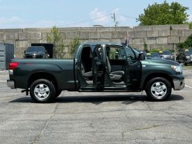 2009 TOYOTA TUNDRA DOUBLE CAB PICKUP V8, 4.7 LITER SR5 PICKUP 4D 6 1/2 FT